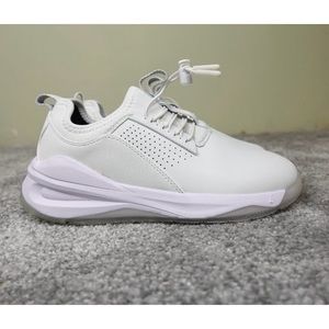 Clove Nursing Shoes size 7.5